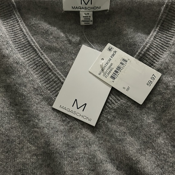 Magaschoni gray cashmere sweater size S NWT - Picture 5 of 6